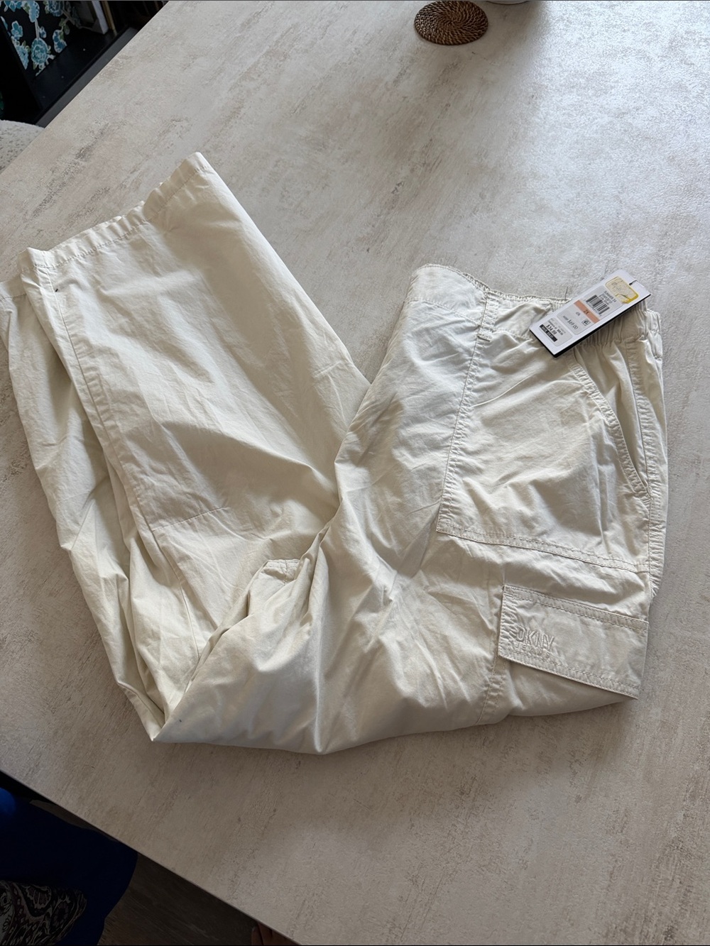 DKNY Women's Cargo Pants in khaki. 2x